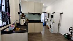 Lorong 42 Geylang (D14), Terrace #569910021